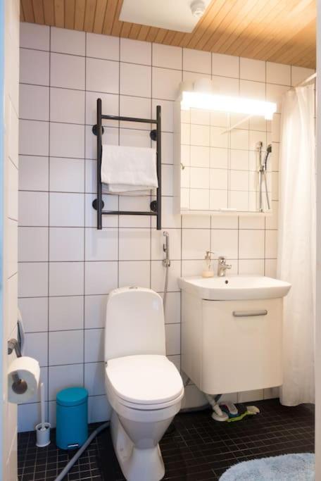 Apartamento Freedom, Peace And Good Connections In Meilahti!